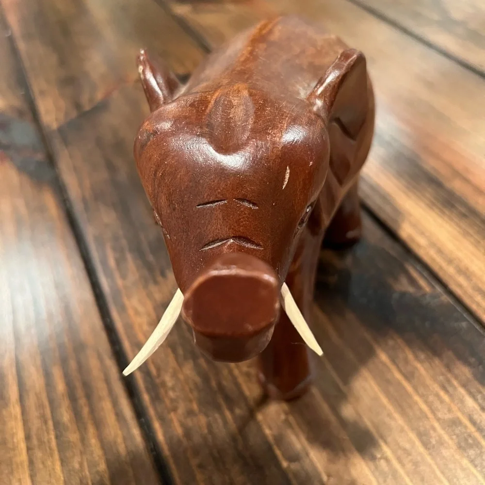Handcrafted Carved Wooden Elephant Figurine, Bahamas, Travel, Souvenir, GUC